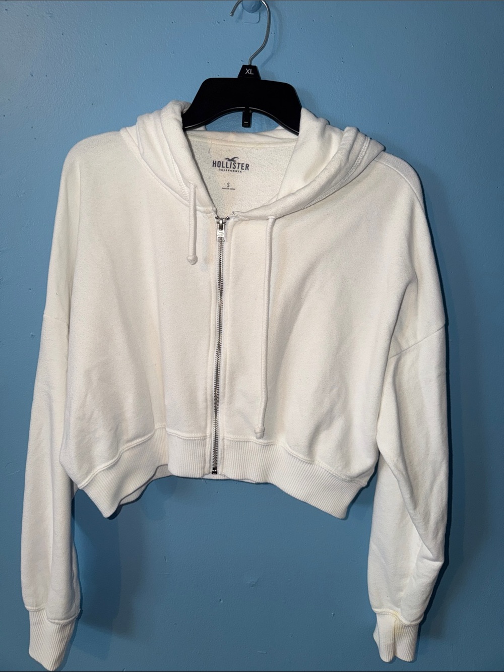 Hollister White Cropped Zip-Up Hoodie